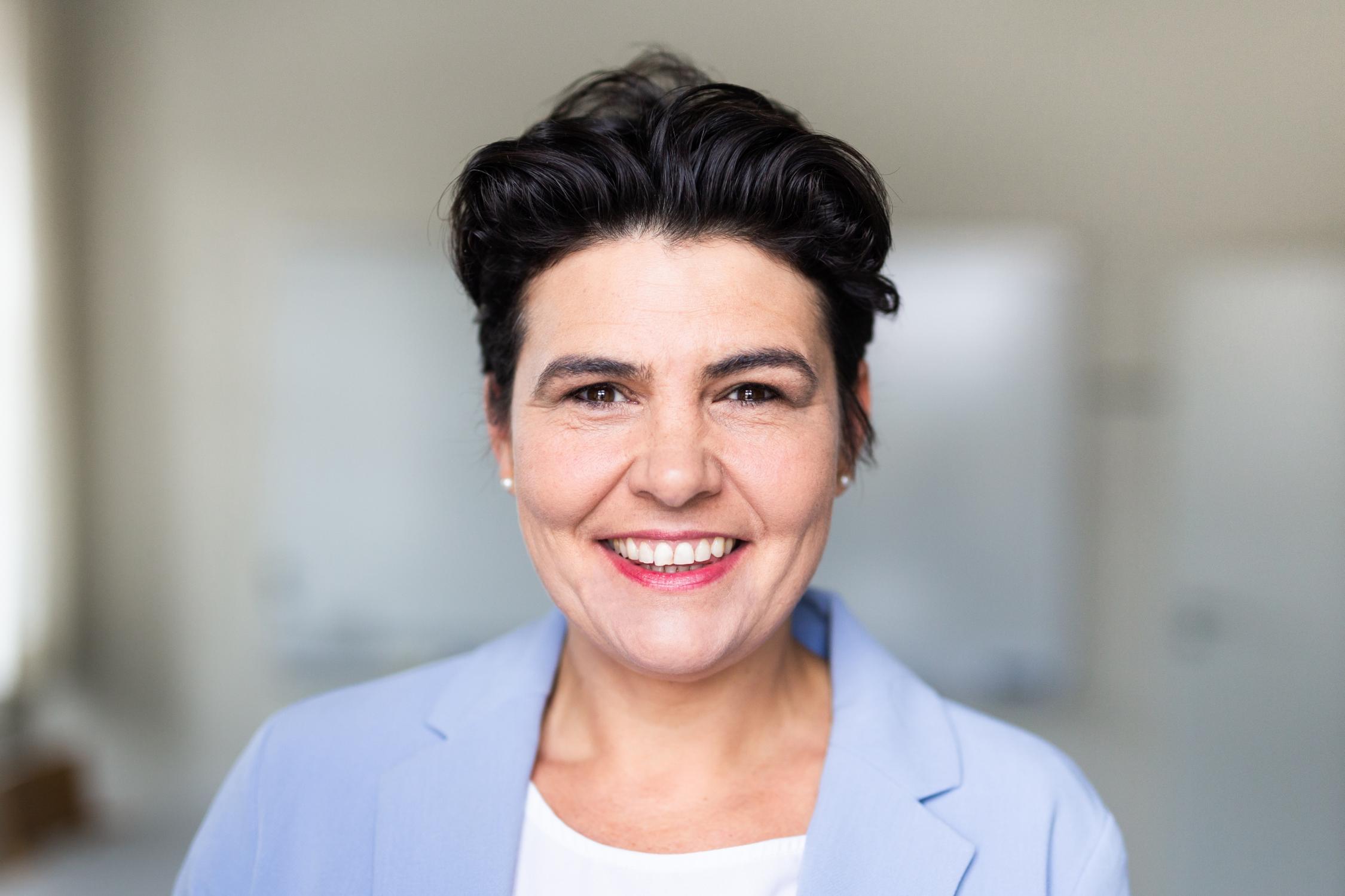 Jaqueline Stoeßel